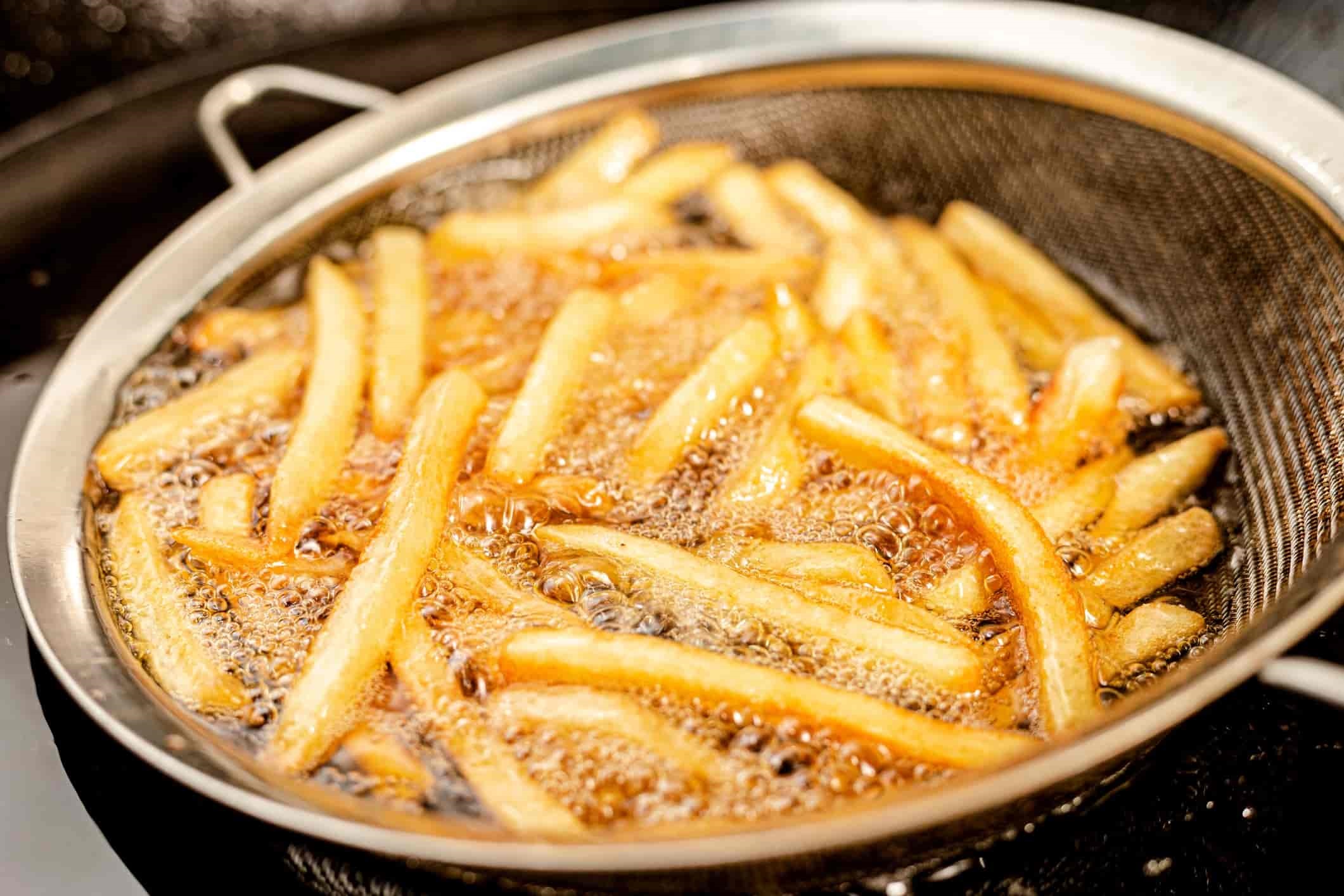deep frying potatoes