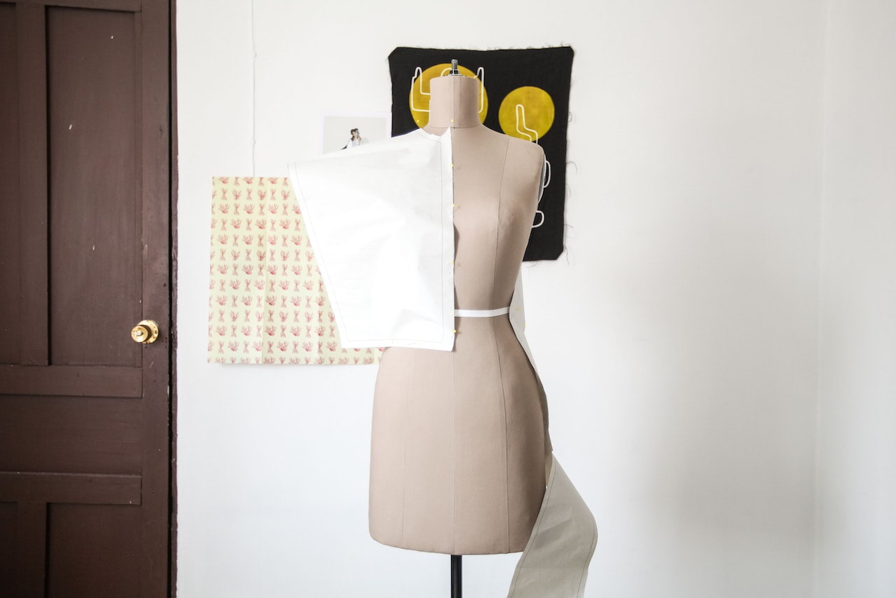 mannequin with a paper pattern