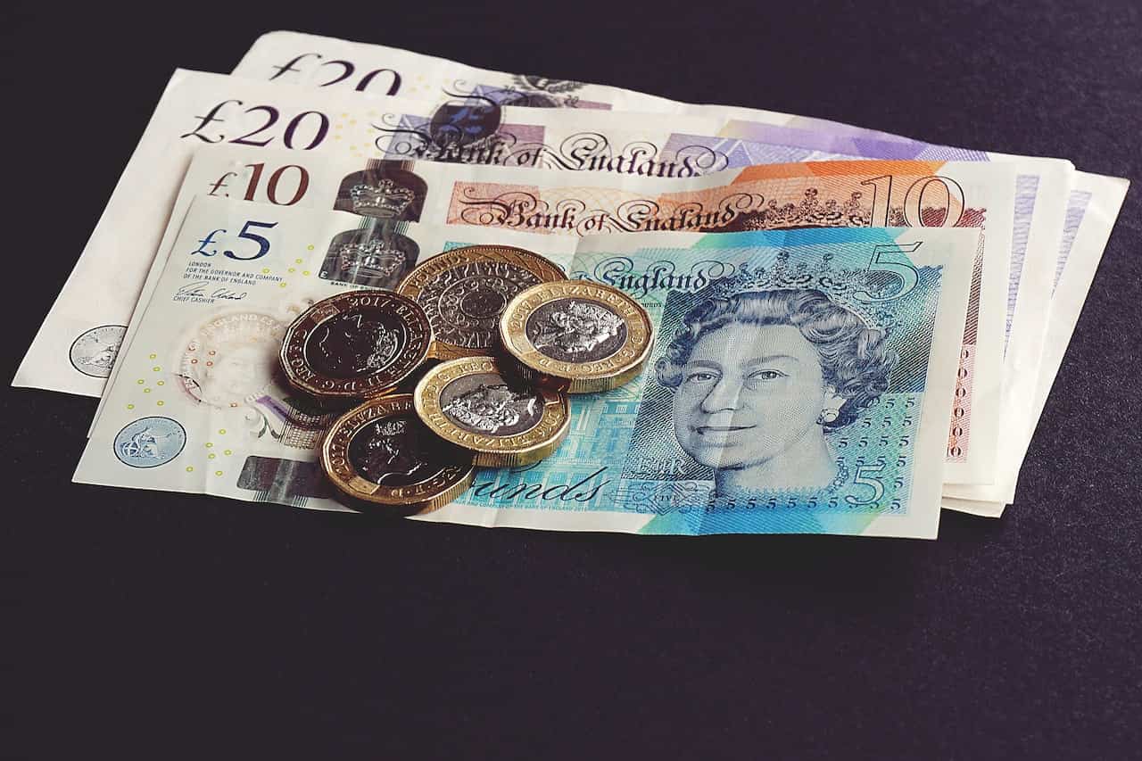 twenty, ten and five pound notes